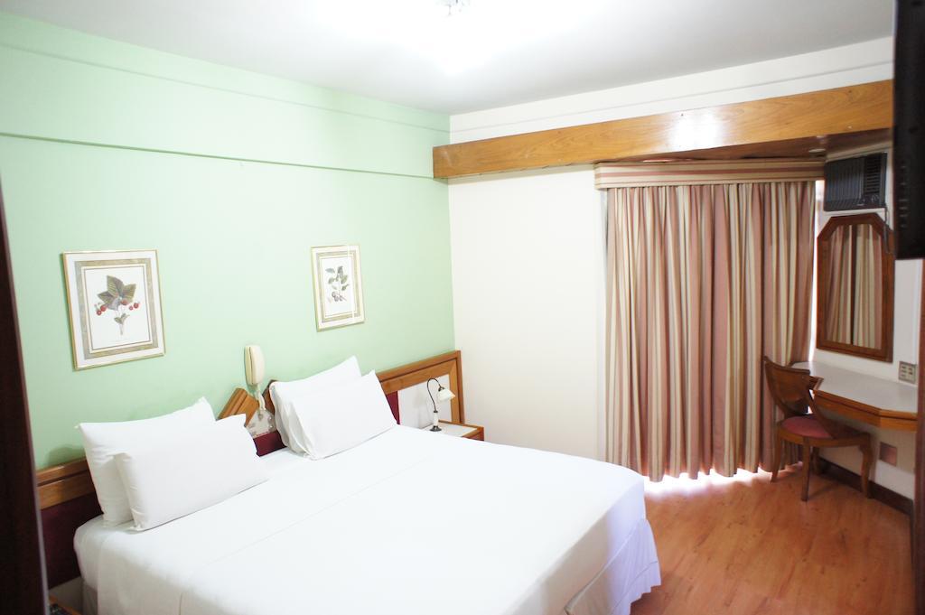 Hotel Solar Corte Real Sabara Phòng bức ảnh